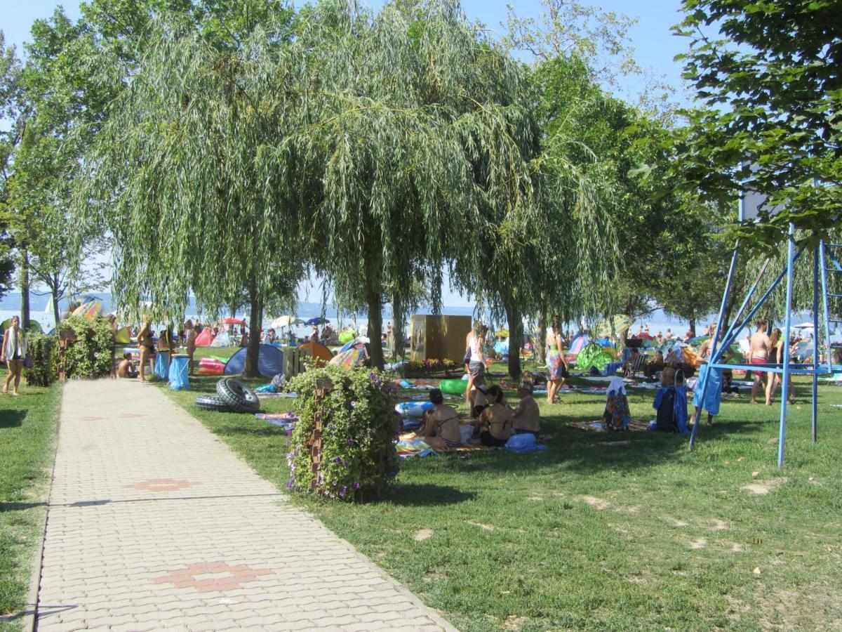 Ferienhaus Plattensee/Balaton Villa Szolad Ngoại thất bức ảnh